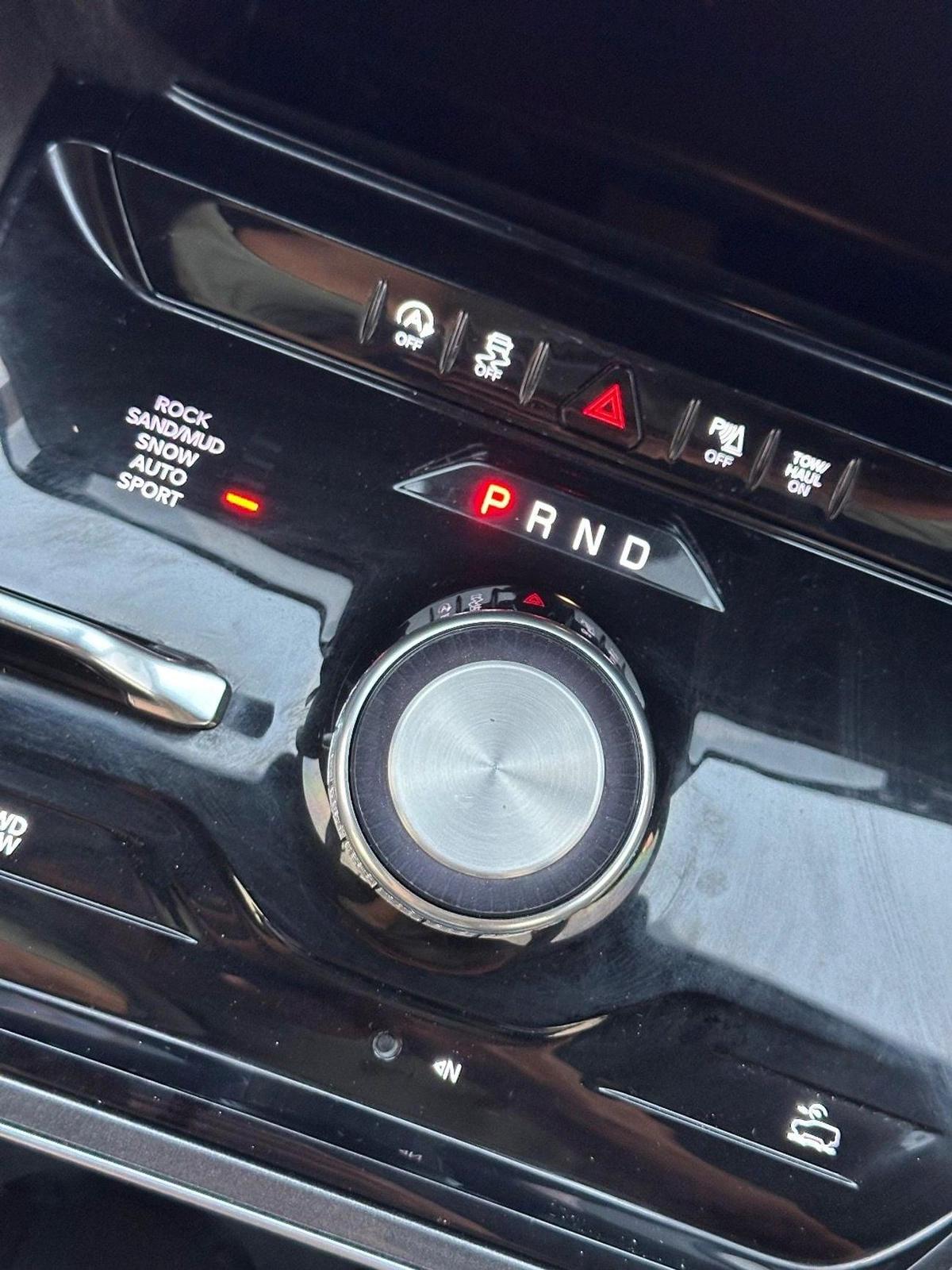 Jeep Wagoneer L Series I 2023 AWD-7-7