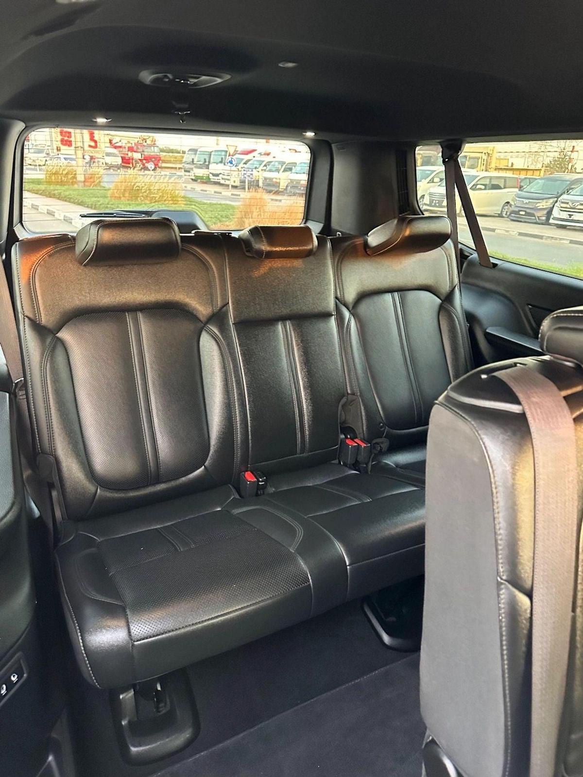 Jeep Wagoneer L Series I 2023 AWD-15-15