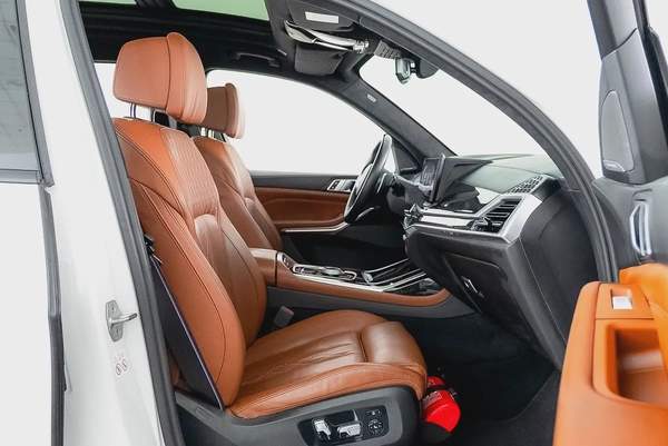 6,521 AED / 60 months | 0% DP | 2023 BMW X7 40i M Sport Pro xDrive / BMW Warranty and Service Contra