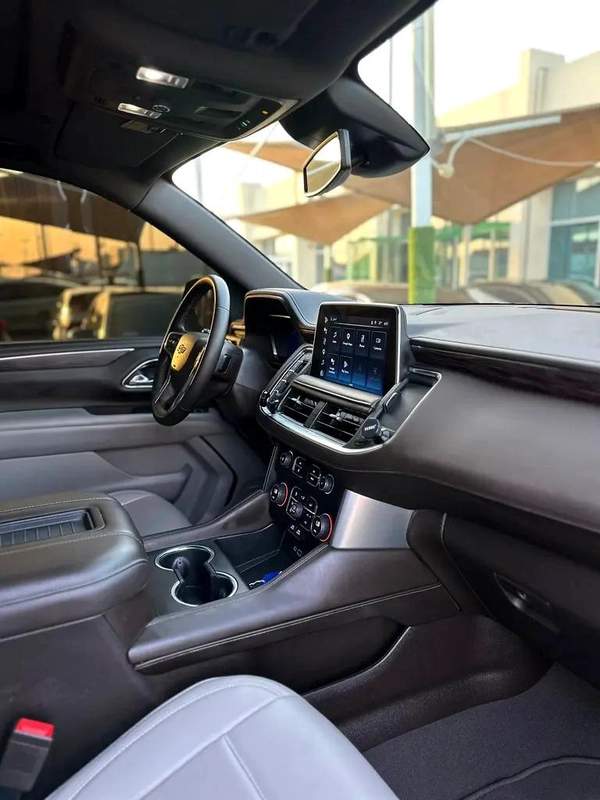 CHEVROLET TAHOE LT BLACK EDITION 2023 GCC FULL OPTION ORIGINAL PAINT UNDER WARRANTY