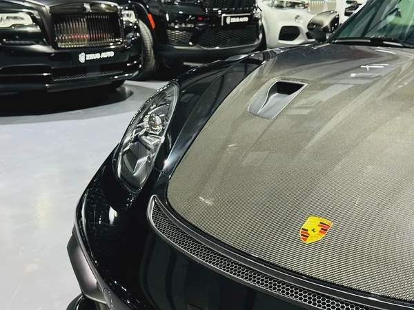 Porsche Cayman 718 GT4 2022 GCC specs for 749,000.00 AED