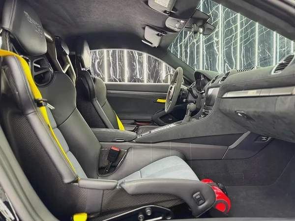 Porsche Cayman 718 GT4 2022 GCC specs for 749,000.00 AED