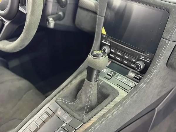 Porsche Cayman 718 GT4 2022 GCC specs for 749,000.00 AED