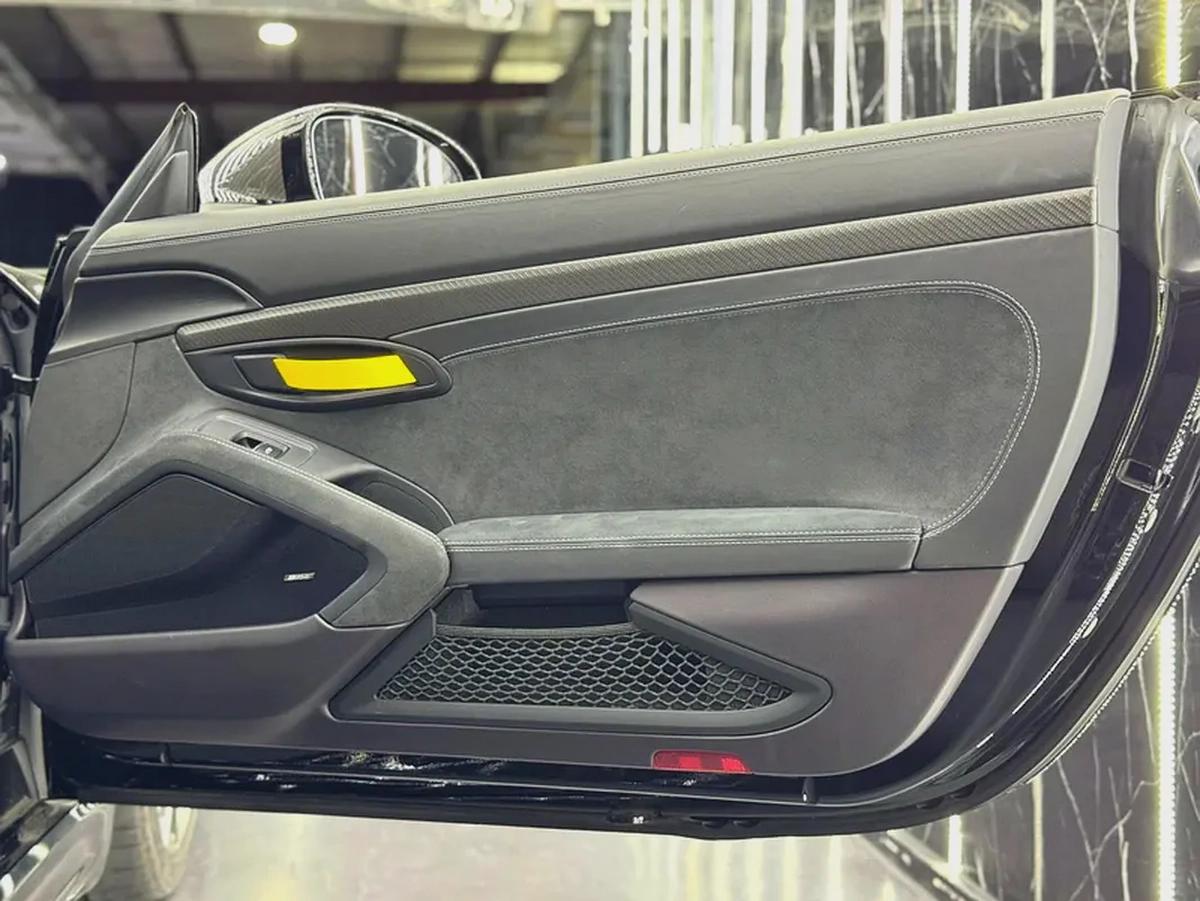 Porsche Cayman 718 GT4 2022 GCC specs for 749,000.00 AED-17-17