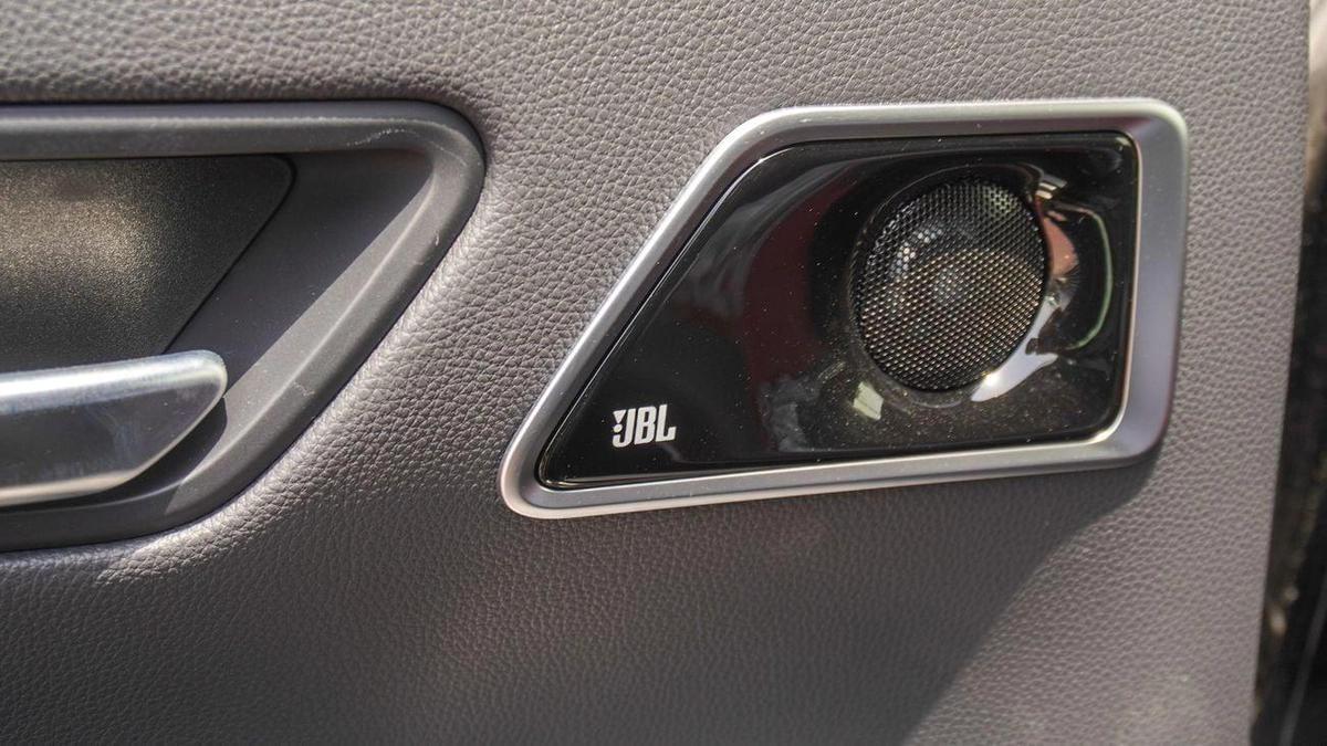 Toyota Land Cruiser VXR TWIN TURBO 3.5L V6-9-9
