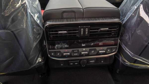 Toyota Land Cruiser VXR TWIN TURBO 3.5L V6