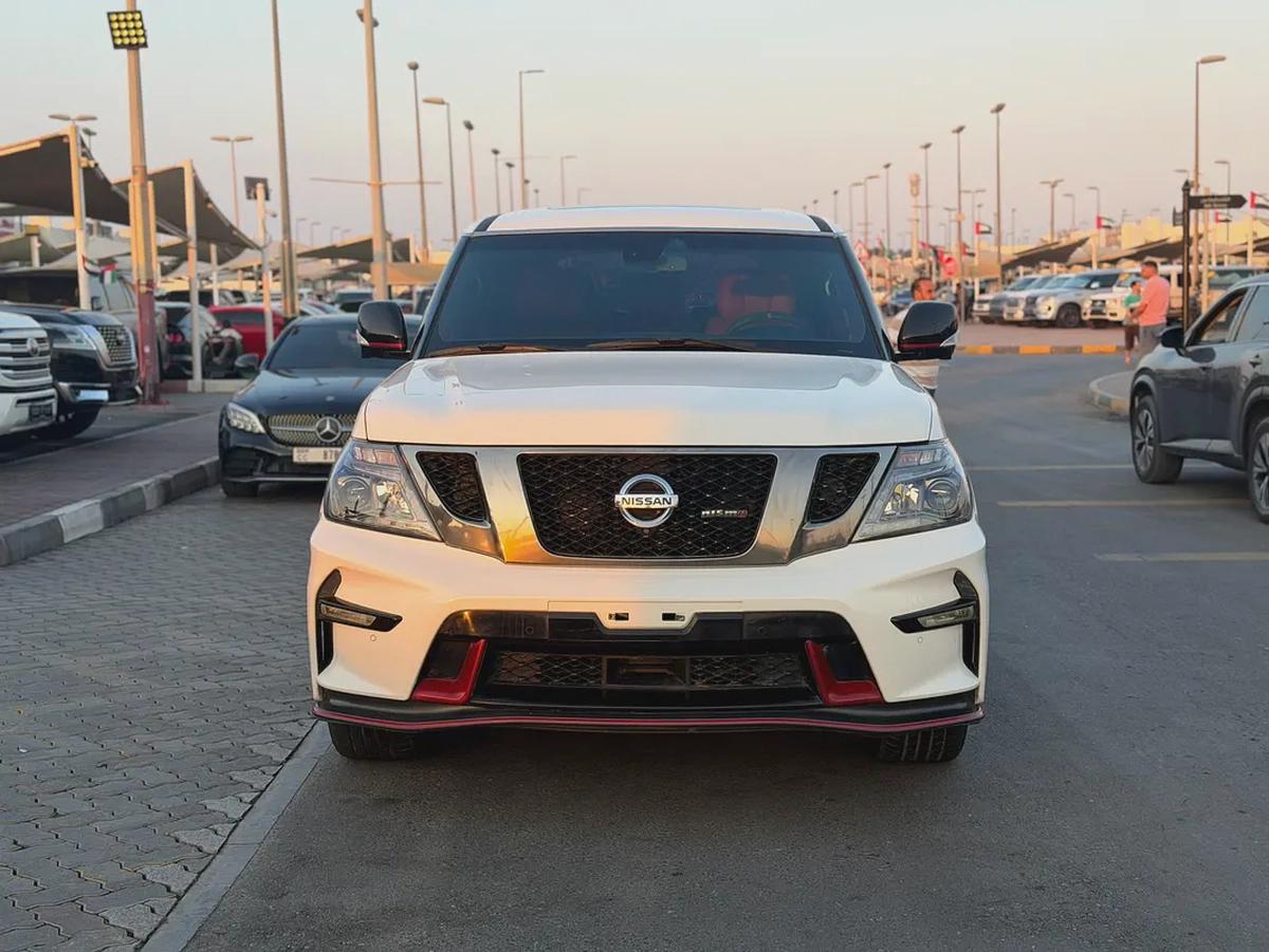 Nissan Patrol LE Platinum 2011 - GCC Specs-0-0