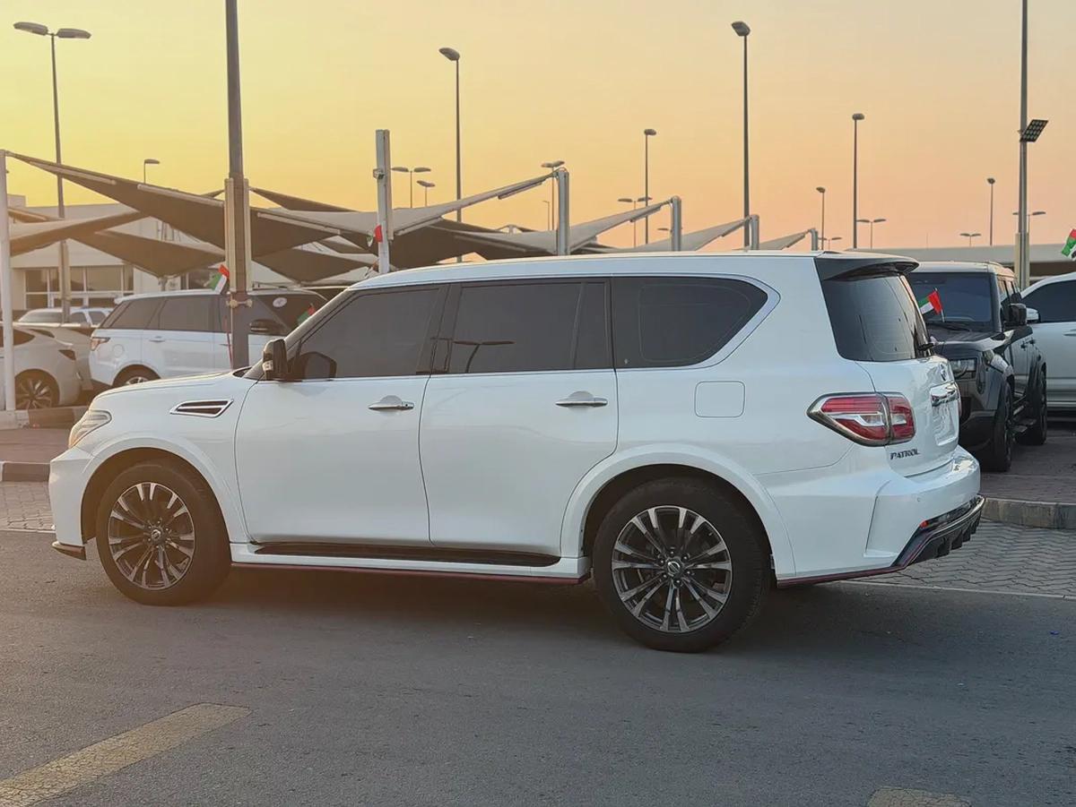 Nissan Patrol LE Platinum 2011 - GCC Specs-8-8