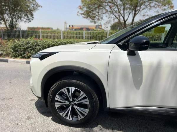 Nissan XTrail S 2.5L (169 HP) FWD (5 Seater) SV 2.5L (169 HP) FWD (7 Seater)