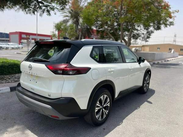 Nissan XTrail S 2.5L (169 HP) FWD (5 Seater) SV 2.5L (169 HP) FWD (7 Seater)