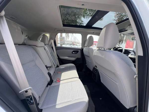 Nissan XTrail S 2.5L (169 HP) FWD (5 Seater) SV 2.5L (169 HP) FWD (7 Seater)