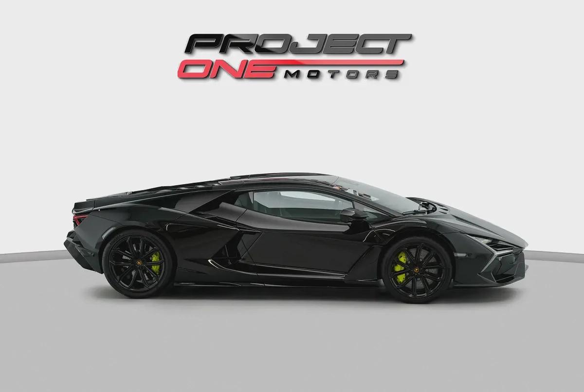 2024 LAMBORGHINI REVUELTO-2-2