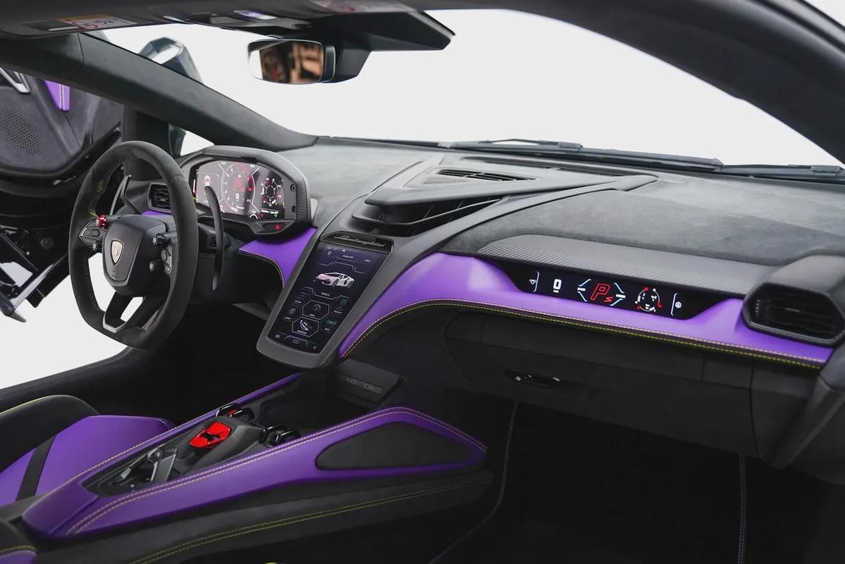 2024 LAMBORGHINI REVUELTO-5-5