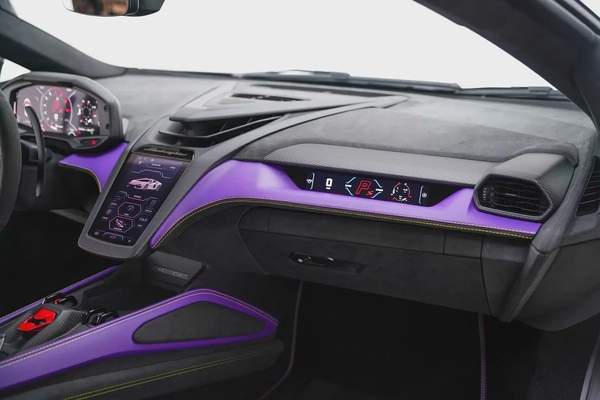 2024 LAMBORGHINI REVUELTO