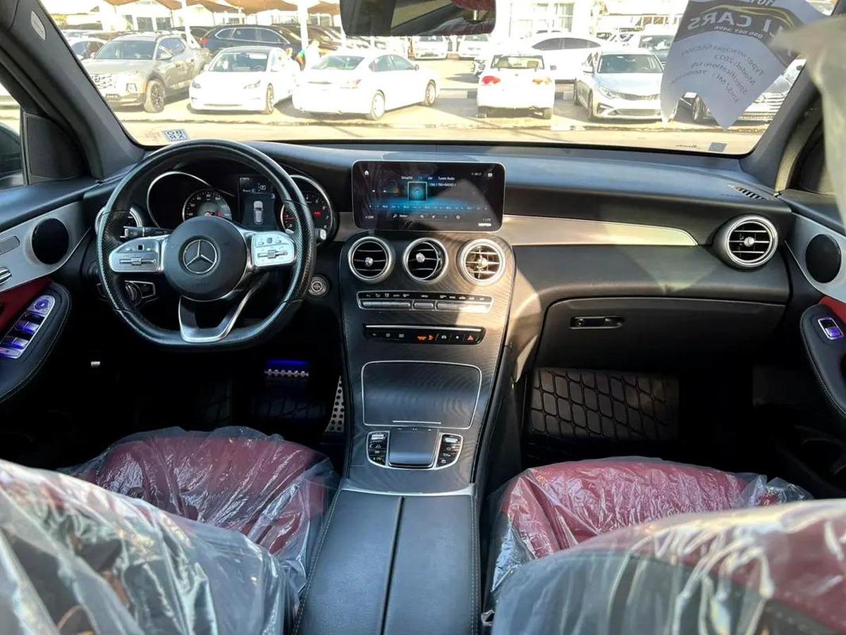 Mercedes-Benz GLC 300 2022 - American Specs - GCC Car-2-2