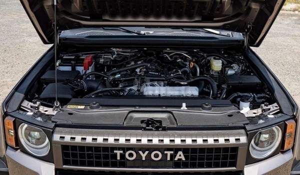 Toyota Prado 250 2.4P AT FIRST EDITION MY2025 – BRONZE