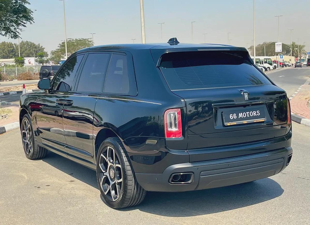 Rolls Royce Cullinan 2020-4-4