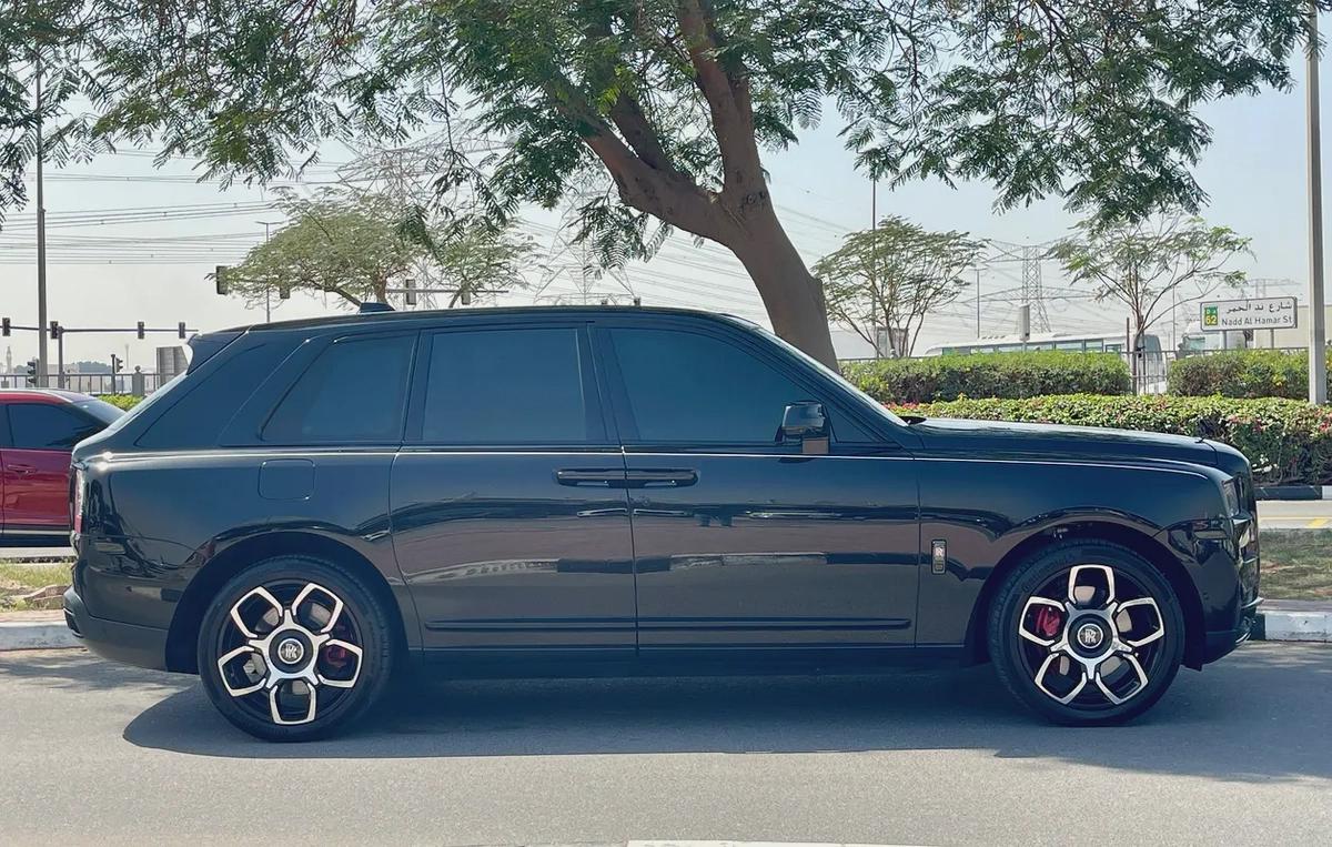 Rolls Royce Cullinan 2020-6-6