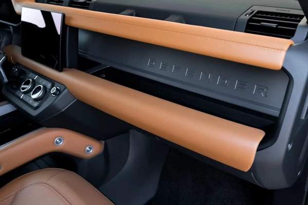 SPECIAL ORDER | DEFENDER X 110 P425 | CARPATHIAN GREY COLOR | MERIDIAN SURROUND SOUND SYSTEM