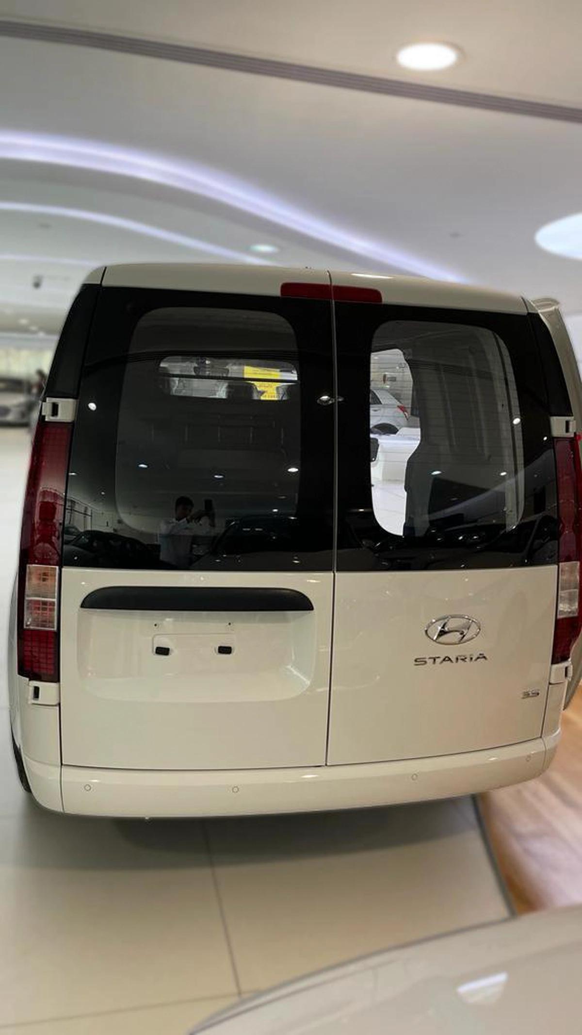 Hyundai staria 2026 3 Seaters Export Only-0-0