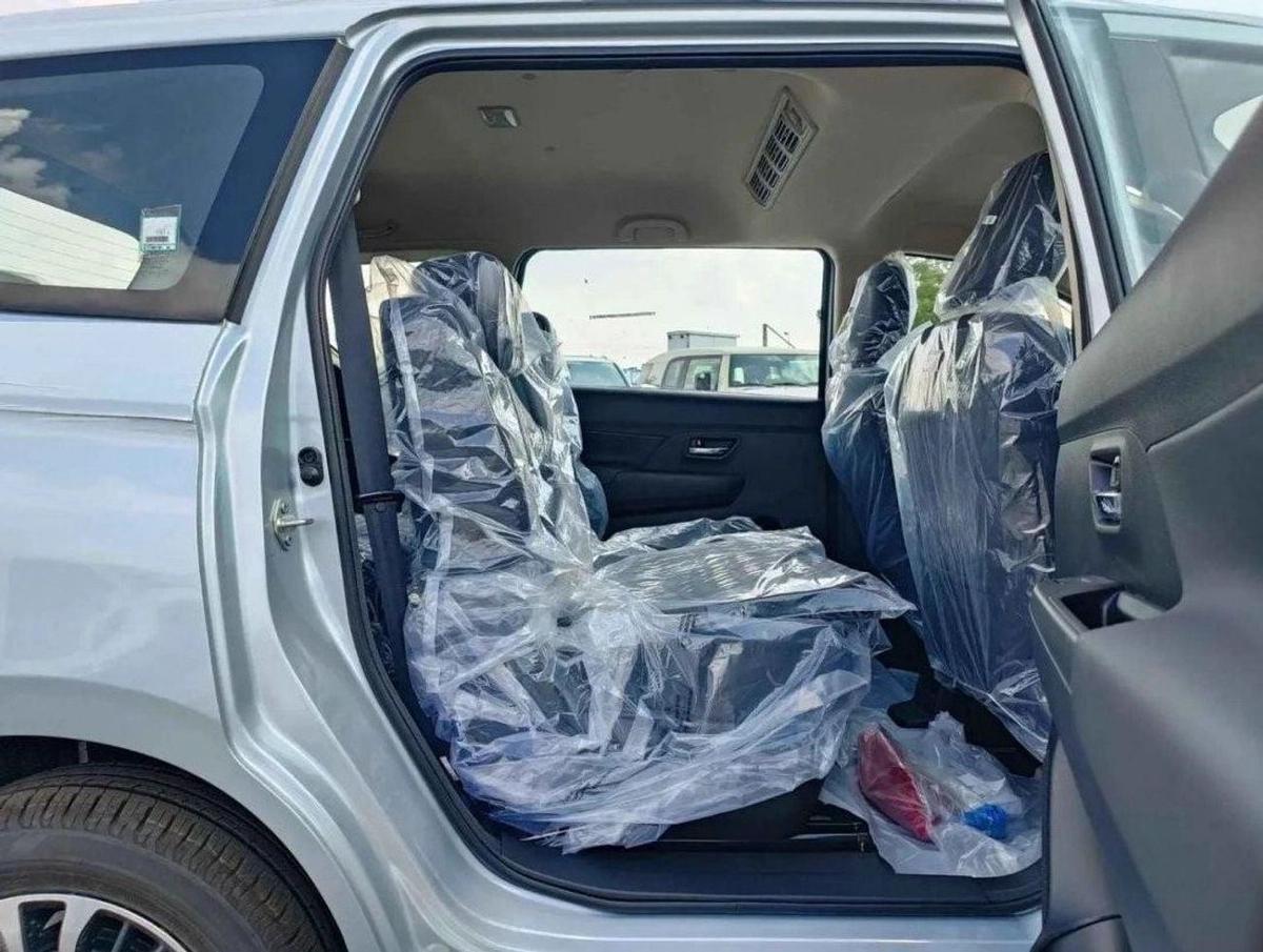 Suzuki Ertiga SUZUKI ERTIGA GLX 2024 A/T 1.5L 4CY PETROL SILVER full-13-13