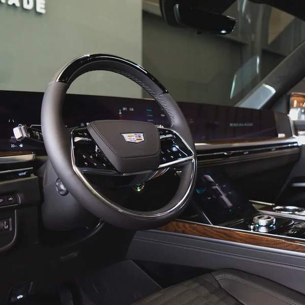 AED 10,349 pm • 0% Downpayment • Escalade Premium Luxury Platinum • 1 Year Warranty