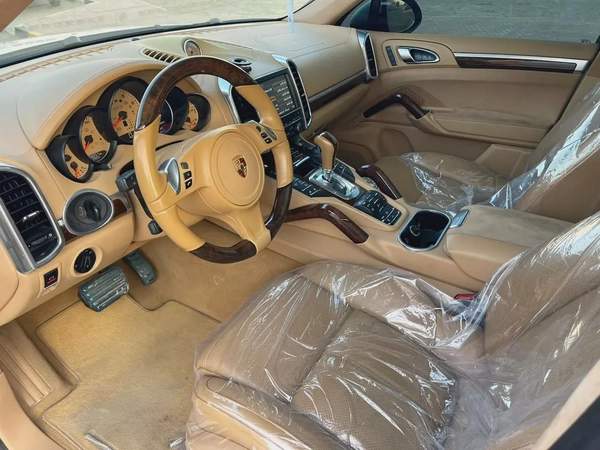 Porsche cayenne GTS GCC accident free excellent condition