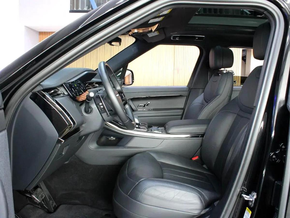 2024 Range Rover Sport SE Dynamic-13-13