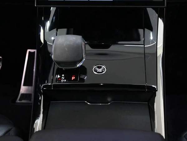 2024 Range Rover Sport SE Dynamic