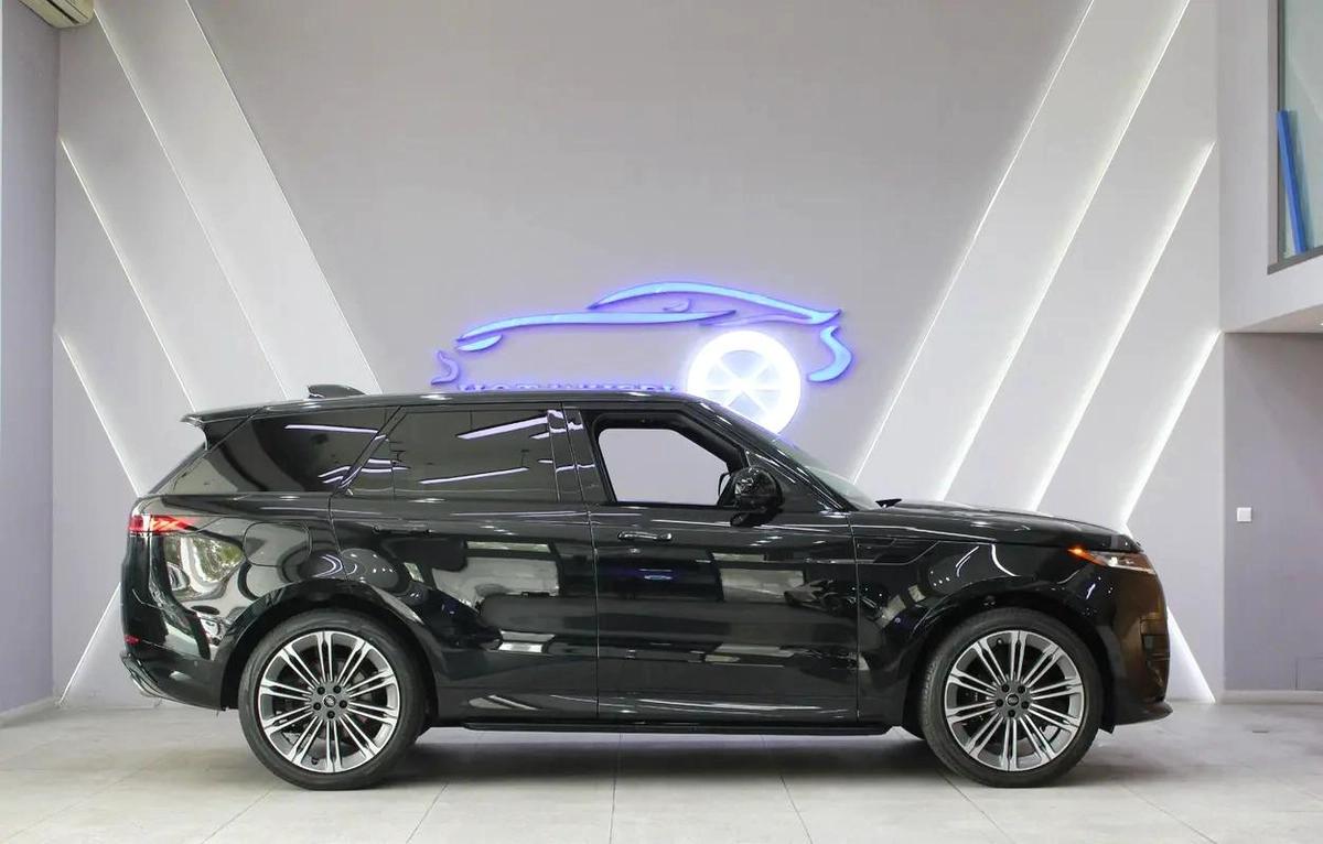 2024 Range Rover Sport SE Dynamic-14-14