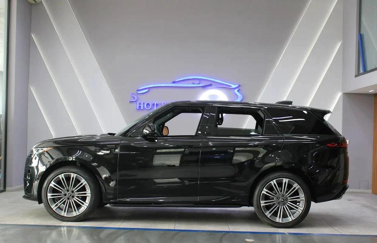 2024 Range Rover Sport SE Dynamic-12-12