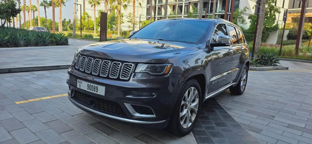2019 Jeep Grand Cherokee summit-تدخل سوريا -Full option-5.7L/8 cyl Excellent condition--0-0