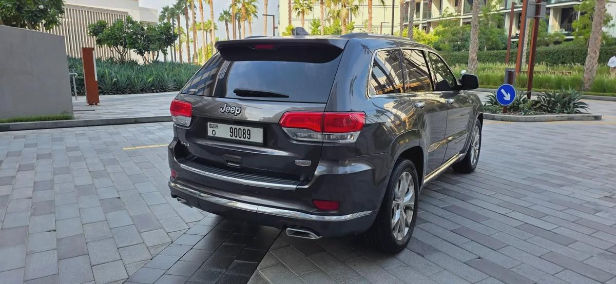 2019 Jeep Grand Cherokee summit-تدخل سوريا -Full option-5.7L/8 cyl Excellent condition--6-6