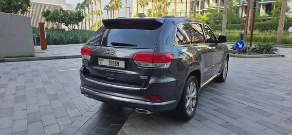 2019 Jeep Grand Cherokee summit-تدخل سوريا -Full option-5.7L/8 cyl Excellent condition-
