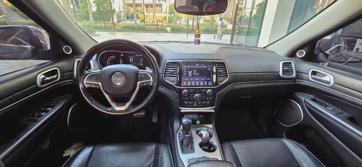 2019 Jeep Grand Cherokee summit-تدخل سوريا -Full option-5.7L/8 cyl Excellent condition--9-9