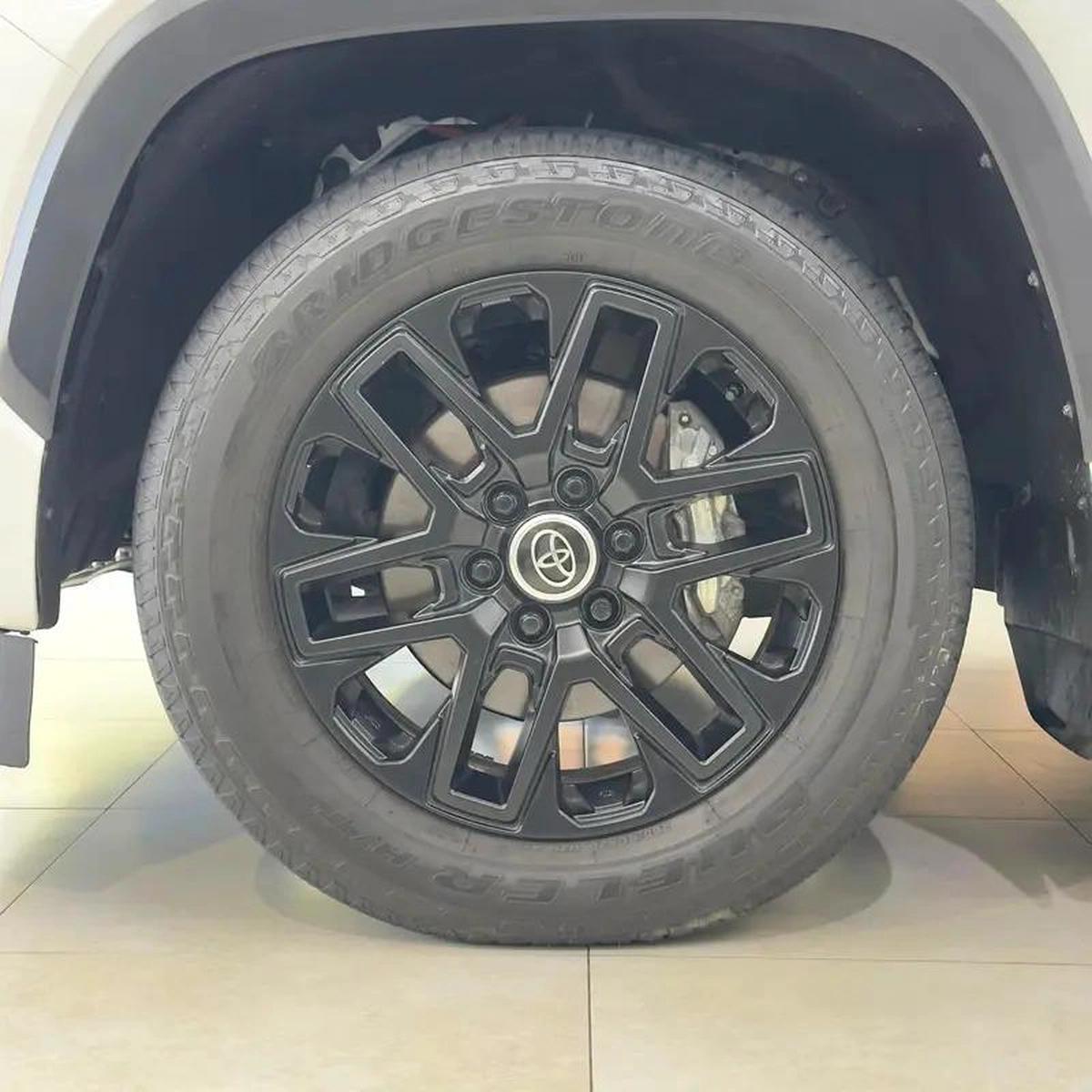 2025 Toyota Sequoia Limited hybrid-16-16