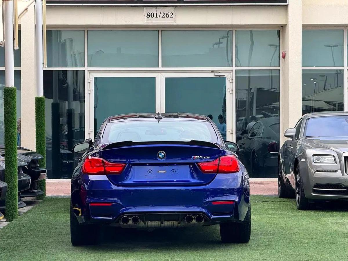 BMW M4 Cs Coupe 2020 perfect condition Full option Full carbon fiber-3-3