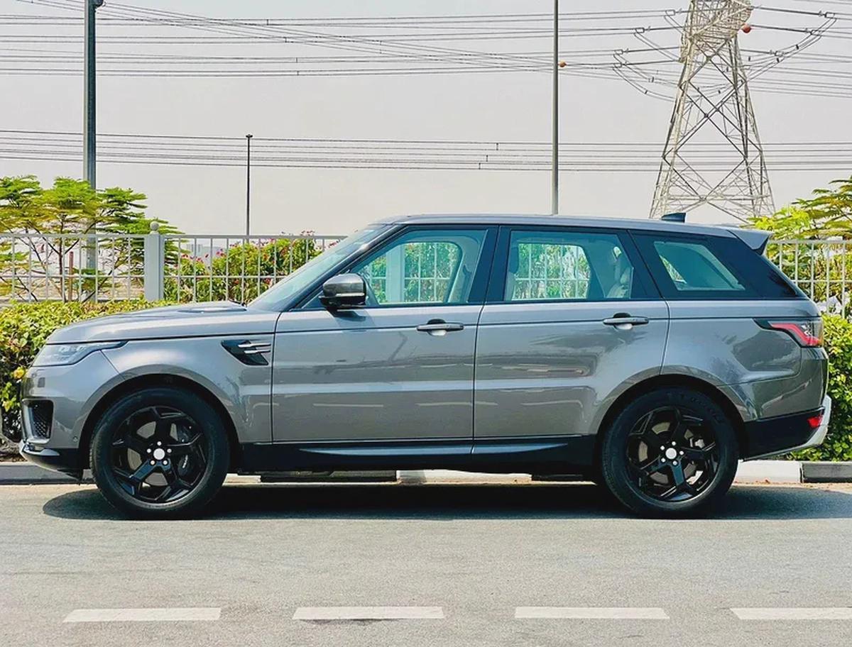 RANGE ROVER SPORT HSE | GCC SPECS | YEAR: 2019 | KMS: 104,000-3-3