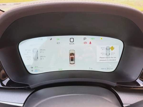 BYD song plus DM-i premium full option panorama 13 camera