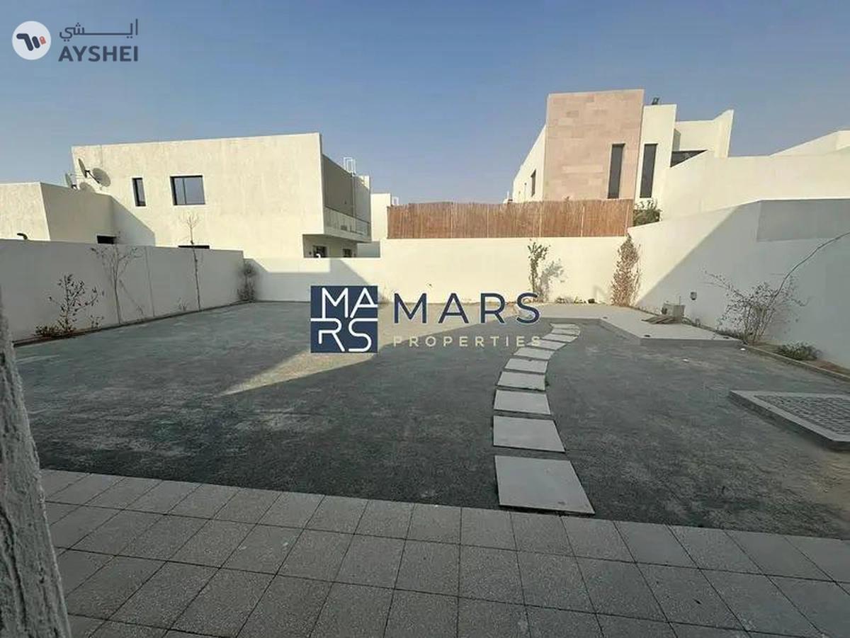 Spacious 4 Bedroom Sama Masjlis Villa with bigger plot is available for sales in Nasma Residences-10-10