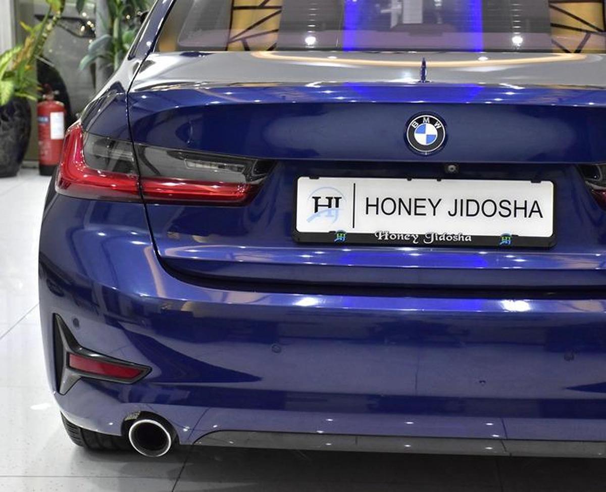 BMW 320i ( 2020 Model ) in Blue Color European Specs-1-1