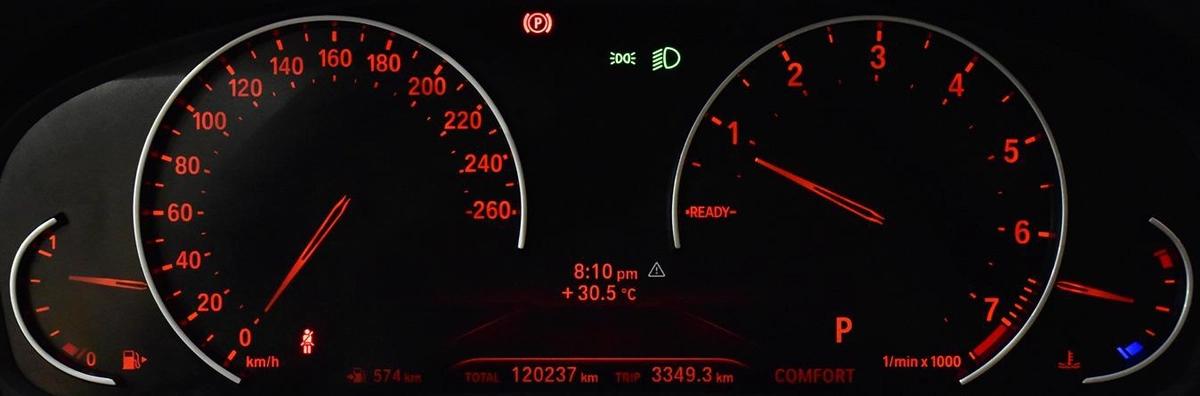 BMW 320i ( 2020 Model ) in Blue Color European Specs-4-4