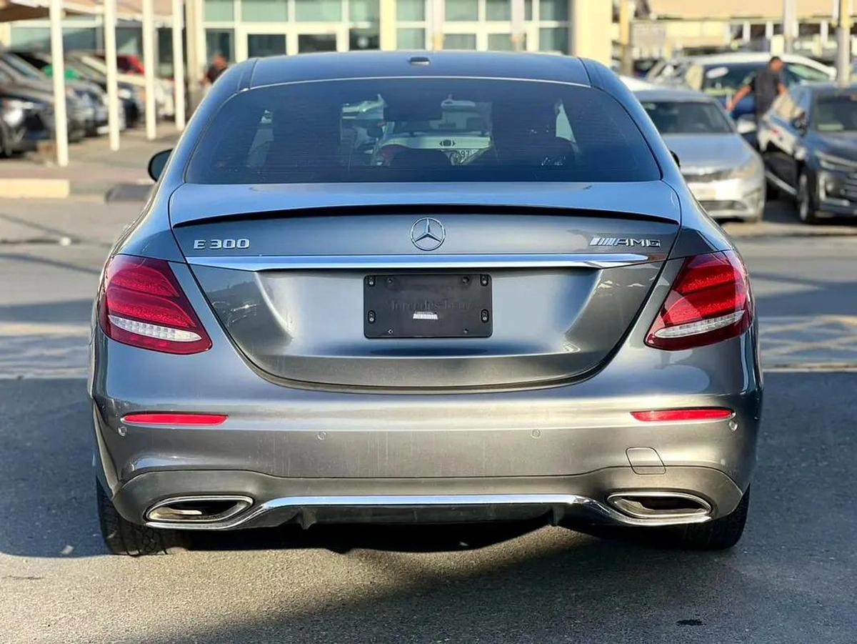 Mercedes-Benz E 300 2017, American Specs - GCC Stock-2-2
