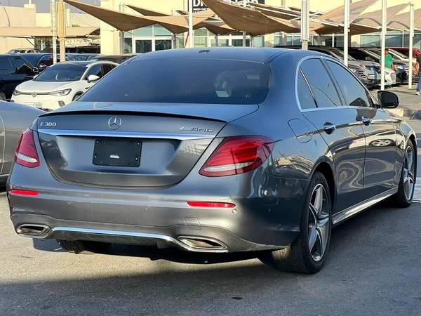 Mercedes-Benz E 300 2017, American Specs - GCC Stock