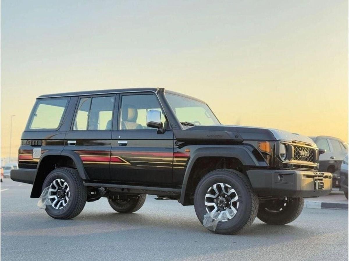 Toyota Land Cruiser EXPORT ONLY - LC 76 LX.Z 4WD FULL OPTION-3-3
