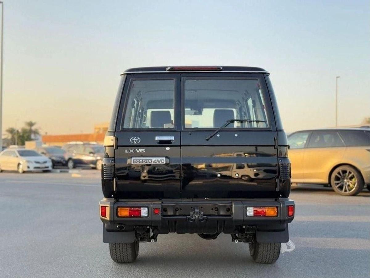 Toyota Land Cruiser EXPORT ONLY - LC 76 LX.Z 4WD FULL OPTION-5-5