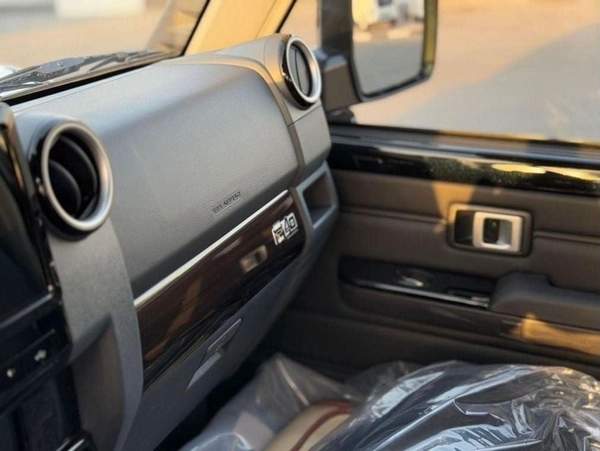 Toyota Land Cruiser EXPORT ONLY - LC 76 LX.Z 4WD FULL OPTION