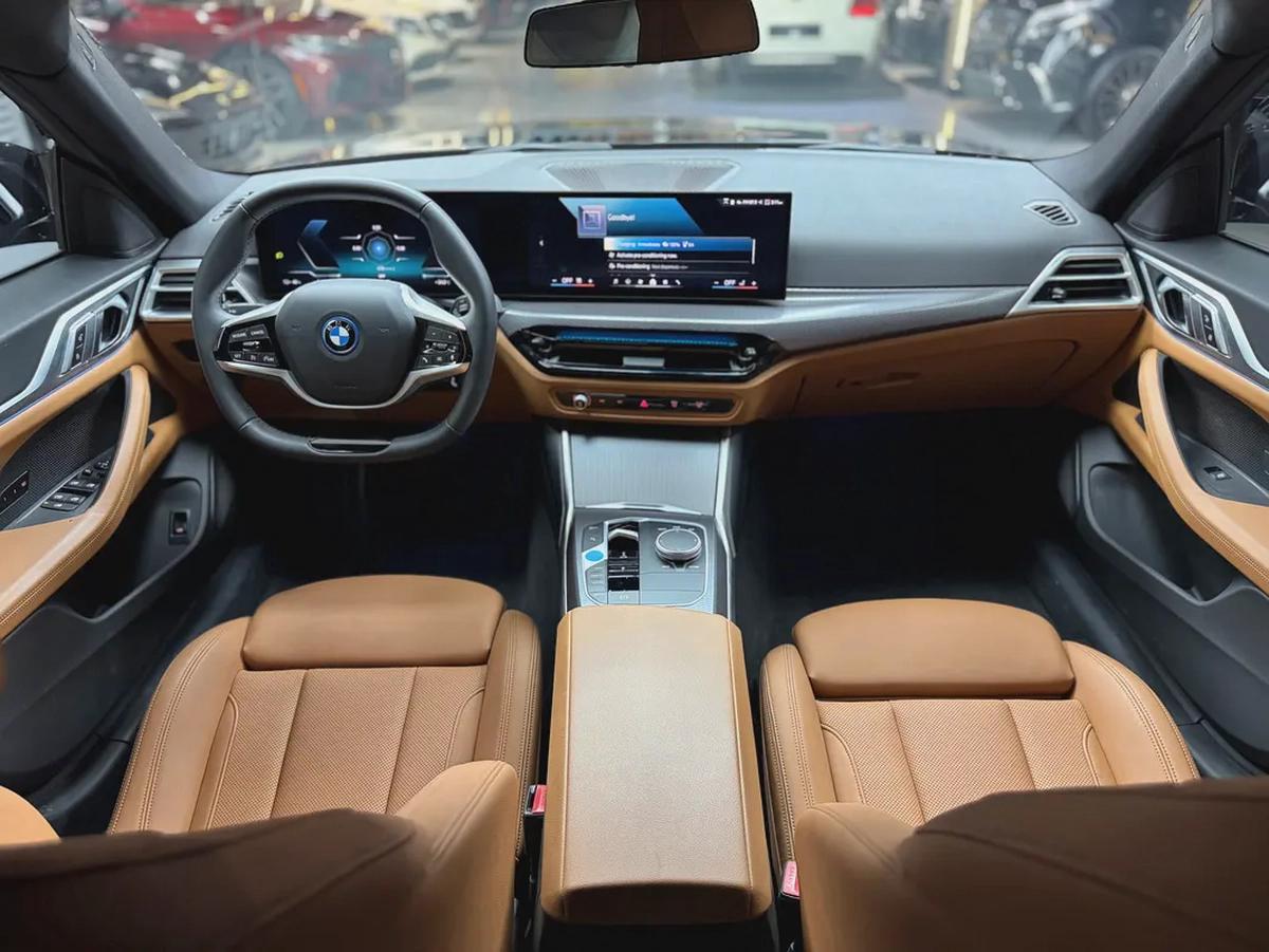 2025 BMW i4 xDrive40 M Sport - American Specs - Brand New!-11-11