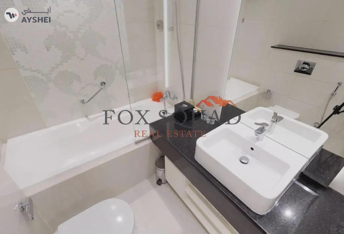 APARTMENT FOR RENT IN WATERS EDGE, BUSINESS BAY-10-10