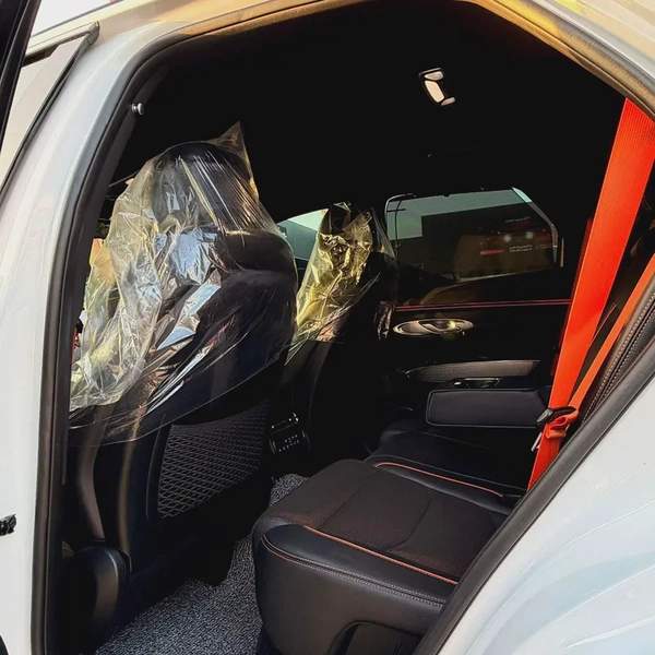 Genesis GV70 2025 | Korean Specs | Clean Title | 20K KM | White | جينسس GV70 2025